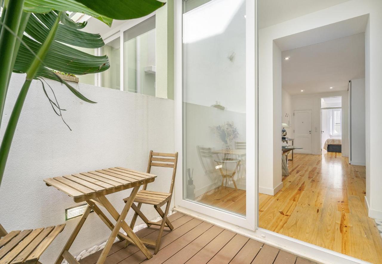 Whome Chic 1-Bed W/ Patio Perfect To Explore Lisboa Eksteriør billede