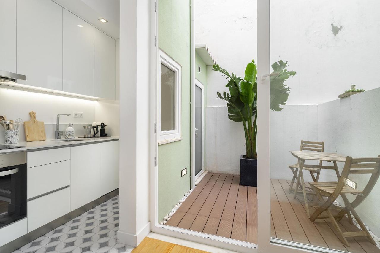 Whome Chic 1-Bed W/ Patio Perfect To Explore Lisboa Eksteriør billede