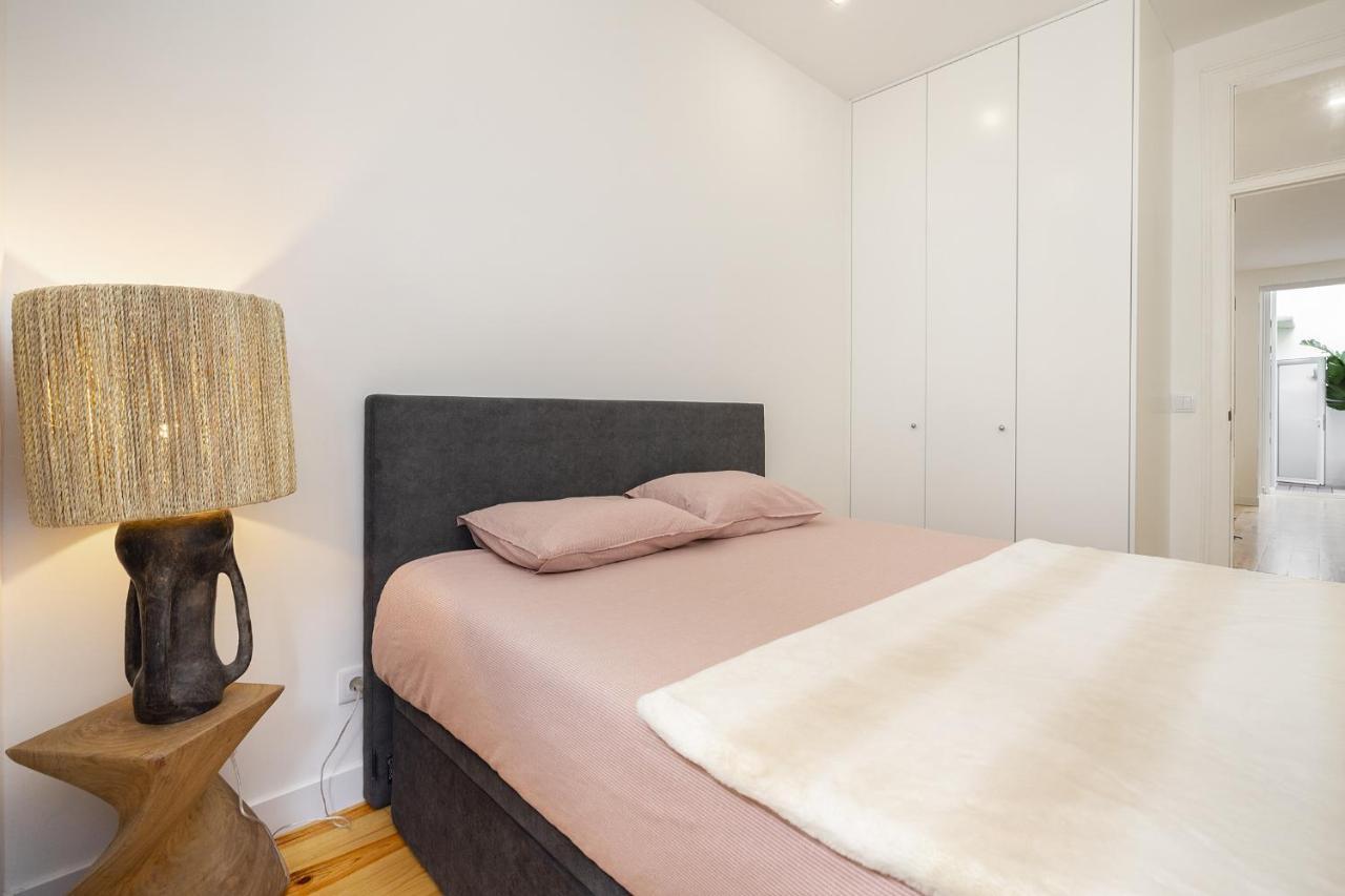Whome Chic 1-Bed W/ Patio Perfect To Explore Lisboa Eksteriør billede